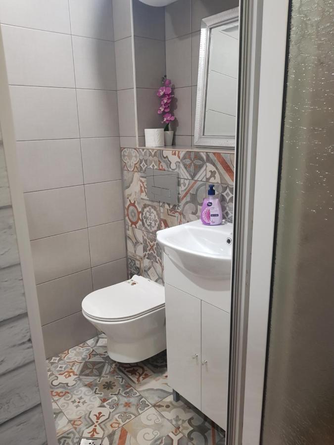 فارنا Apartment Violet المظهر الخارجي الصورة